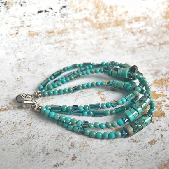 Handmade Jewelry - Hand Crafted Turquoise Bracelet Handmade Jewelry - Hand Crafted Turquoise Bracelet